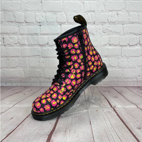 Dr.Martens 1460 Pink Leopard Hydro Leather Lace Up Boots Girls Youth Size 3 - Picture 4 of 11
